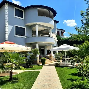 hotel-vila-arbri.albaniahotels.org/